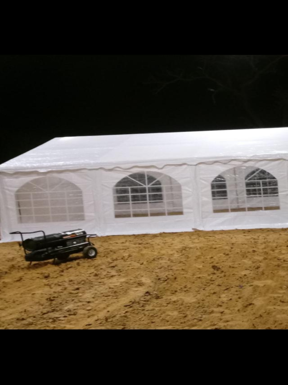 Tent :20x20 $200 -$250 ( covers)